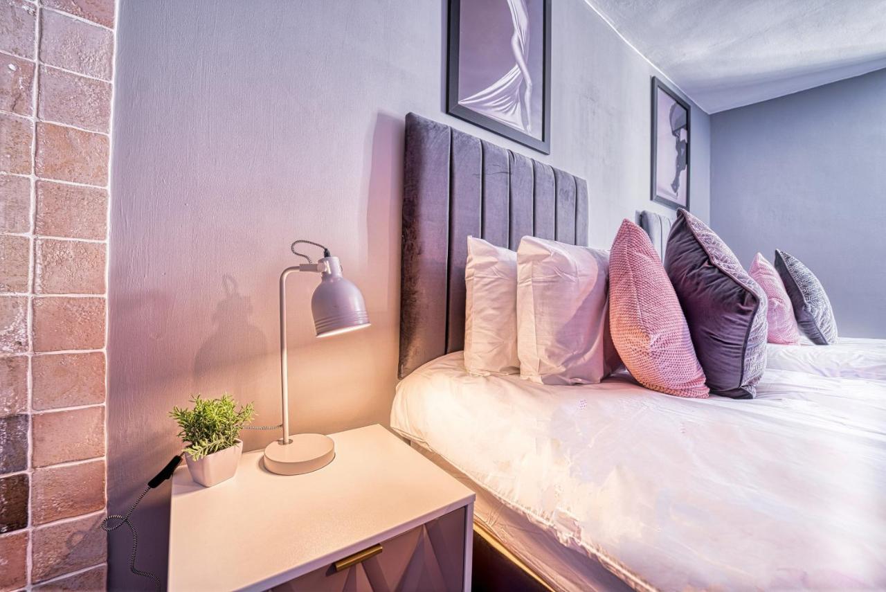 The Stylish Gem Of Bath - Football Table - Sleeps 10 Exteriör bild