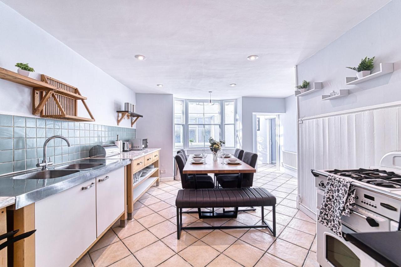 The Stylish Gem Of Bath - Football Table - Sleeps 10 Exteriör bild