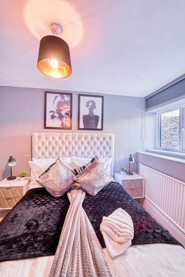 The Stylish Gem Of Bath - Football Table - Sleeps 10 Exteriör bild