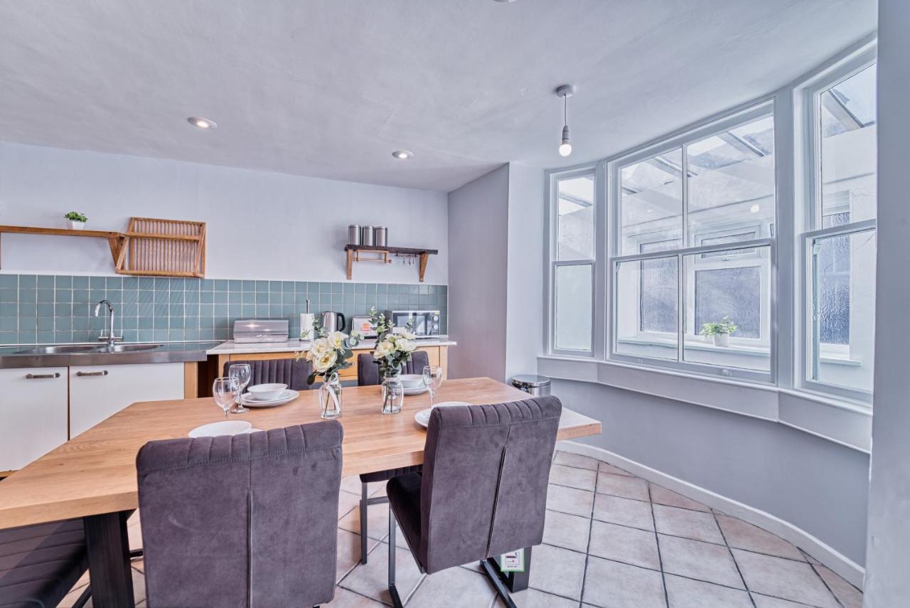 The Stylish Gem Of Bath - Football Table - Sleeps 10 Exteriör bild